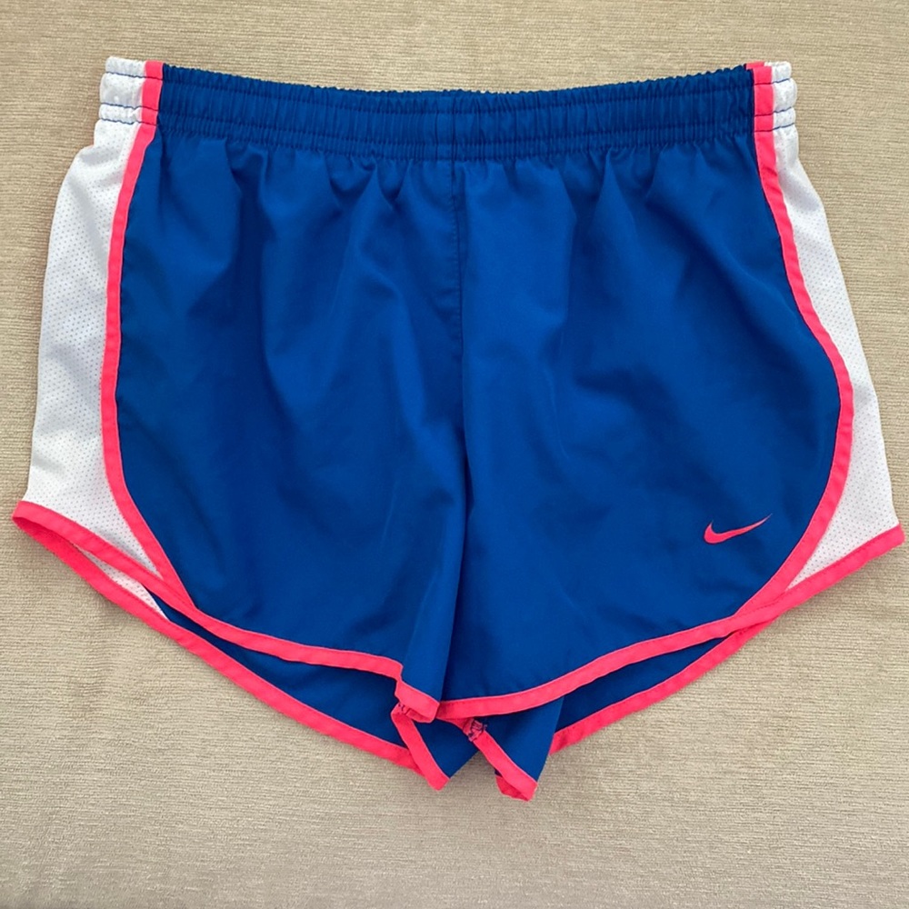 Girl’s running shorts SZ M